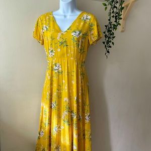 ✨Old Navy Yellow Floral Dress Small✨